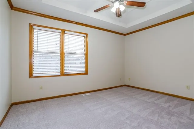 $2,130 | 8620 North Crawford Avenue, Kansas City, MO 64153