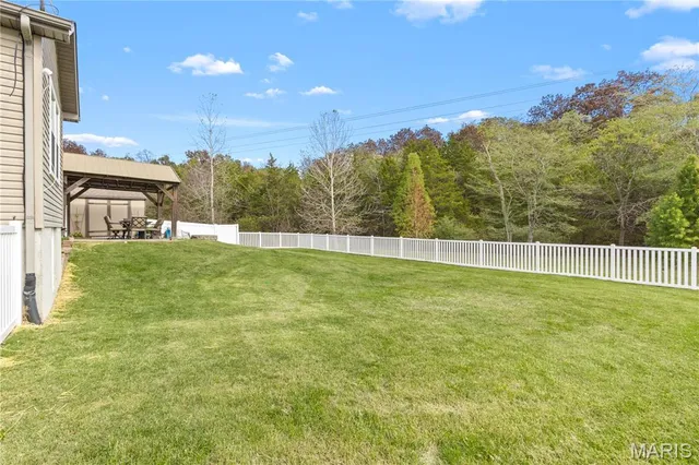 $275,000 | 120 Creekside Drive, Winfield, MO 63389