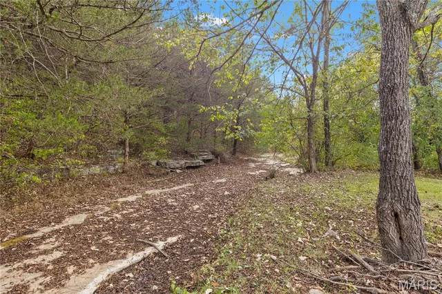 $275,000 | 120 Creekside Drive, Winfield, MO 63389