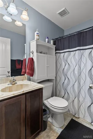 $275,000 | 120 Creekside Drive, Winfield, MO 63389