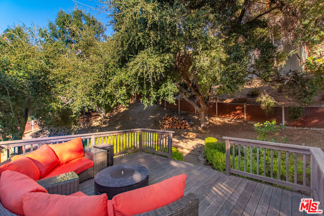 20939 Hillside Drive Topanga, CA 90290 - Photo 40 of 53