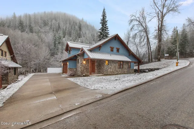 $550,000 | 1019 Main Street, Wardner, ID 83837