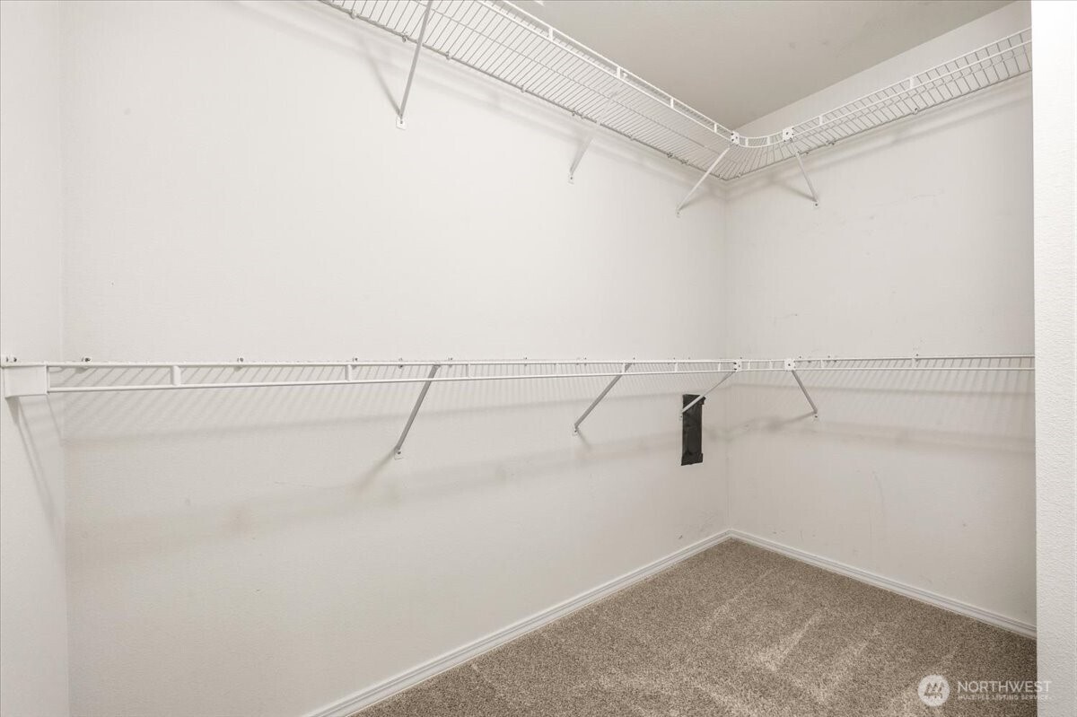 4726 Northeast 18th Place, Unit B Renton, WA 98059 - Photo 32 of 39