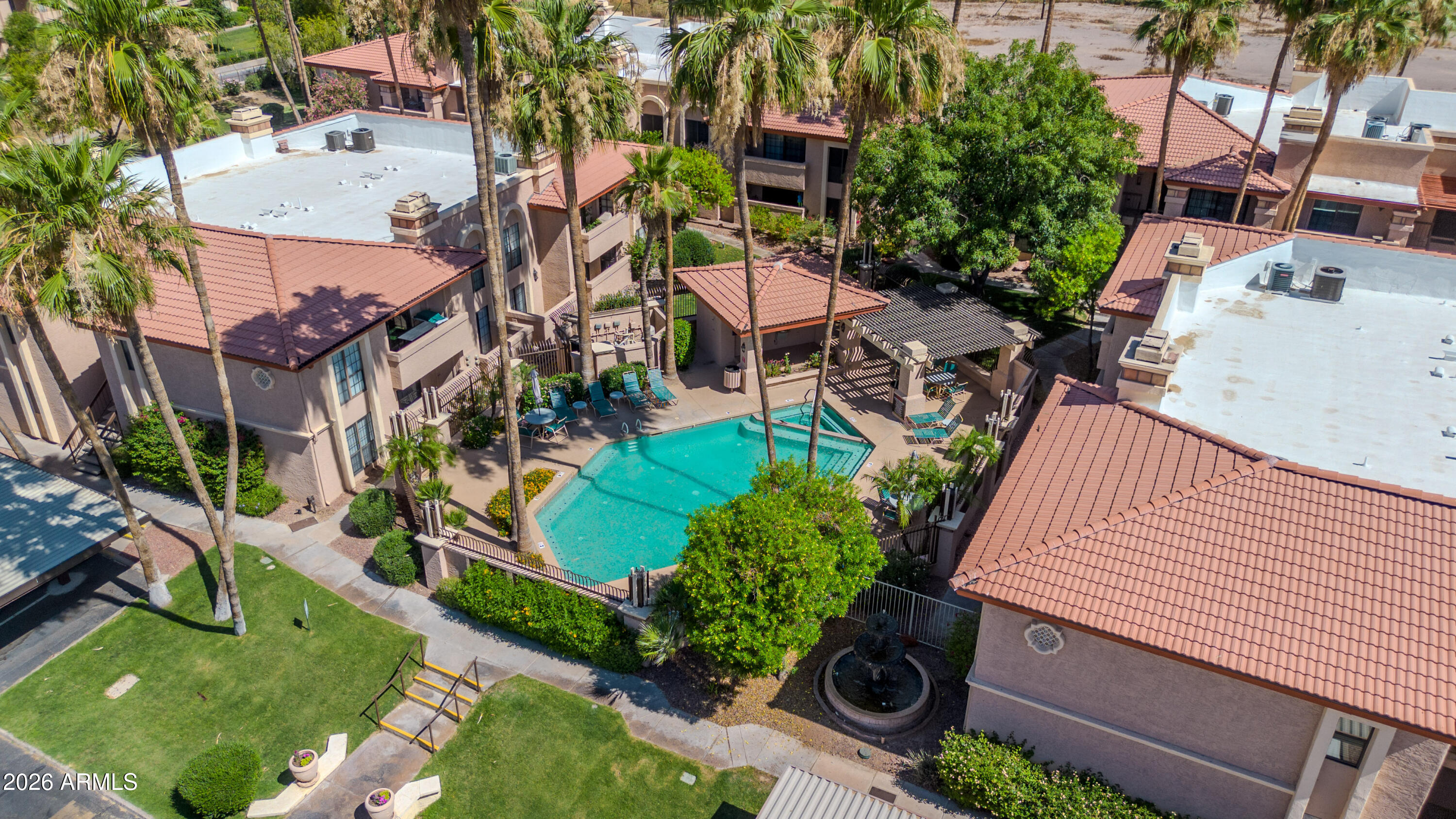 10410 North Cave Creek Road, Unit 1018 Phoenix, AZ 85020 - Photo 33 of 37