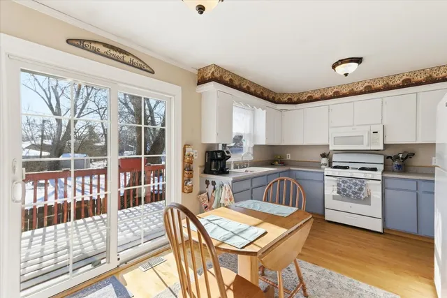 $290,000 | 121 East Clarendon Drive, Round Lake Beach, IL 60073