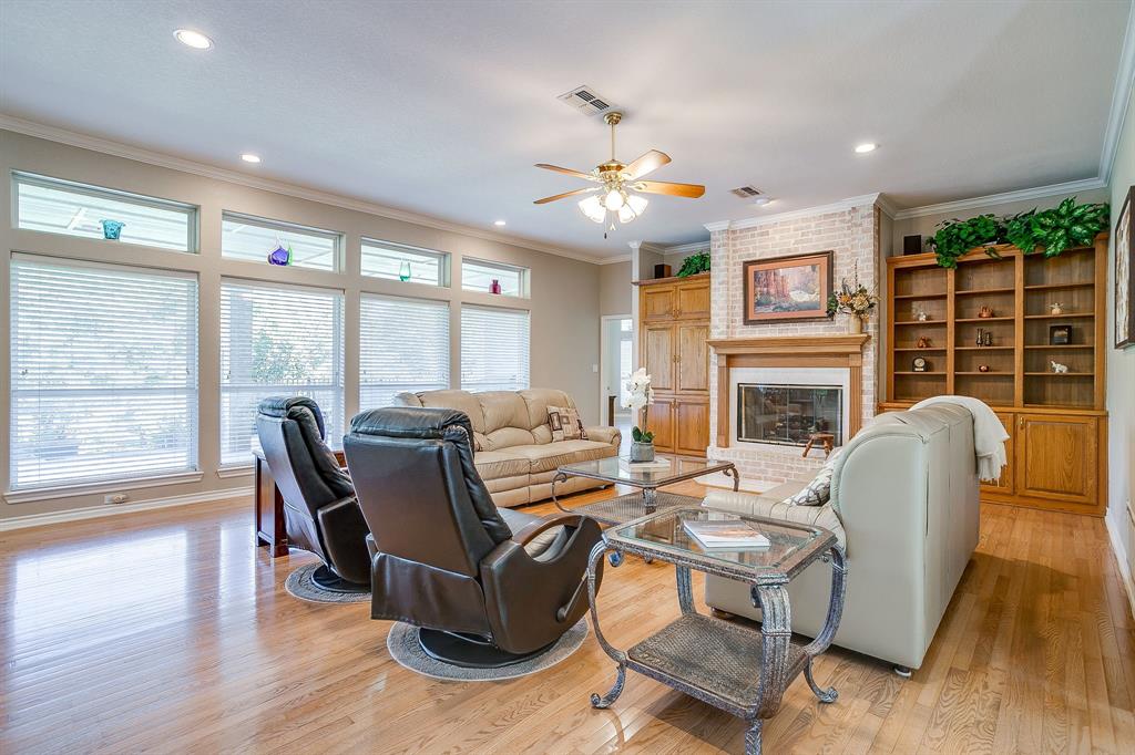 8412 Ravenswood Road Granbury, TX 76049 - Photo 7 of 39 Gallery Image 7