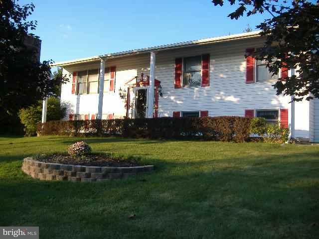 1787 Mountain View Road Middletown, PA 17057 - Photo 3 of 8 Gallery Image 3