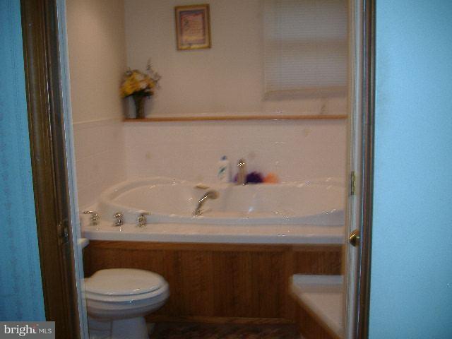 1787 Mountain View Road Middletown, PA 17057 - Photo 7 of 8 Gallery Image 7