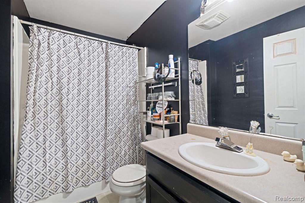 3584 Baldwin Road Auburn Hills, MI 48326 - Photo 26 of 35