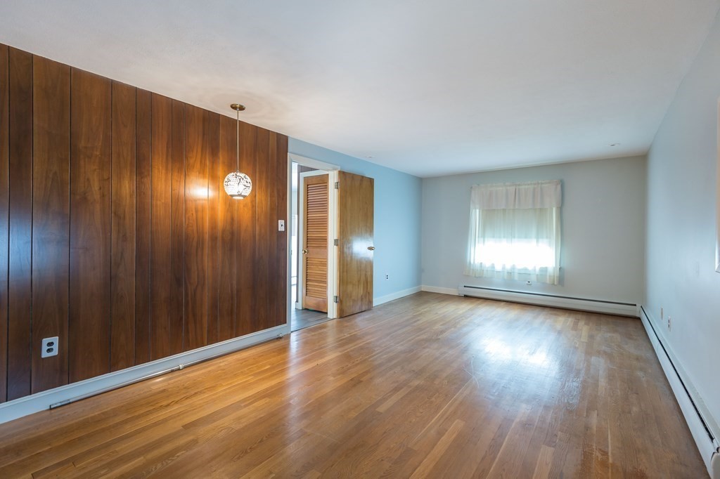 118 Cook Avenue Chelsea, MA 02150 - Photo 11 of 24