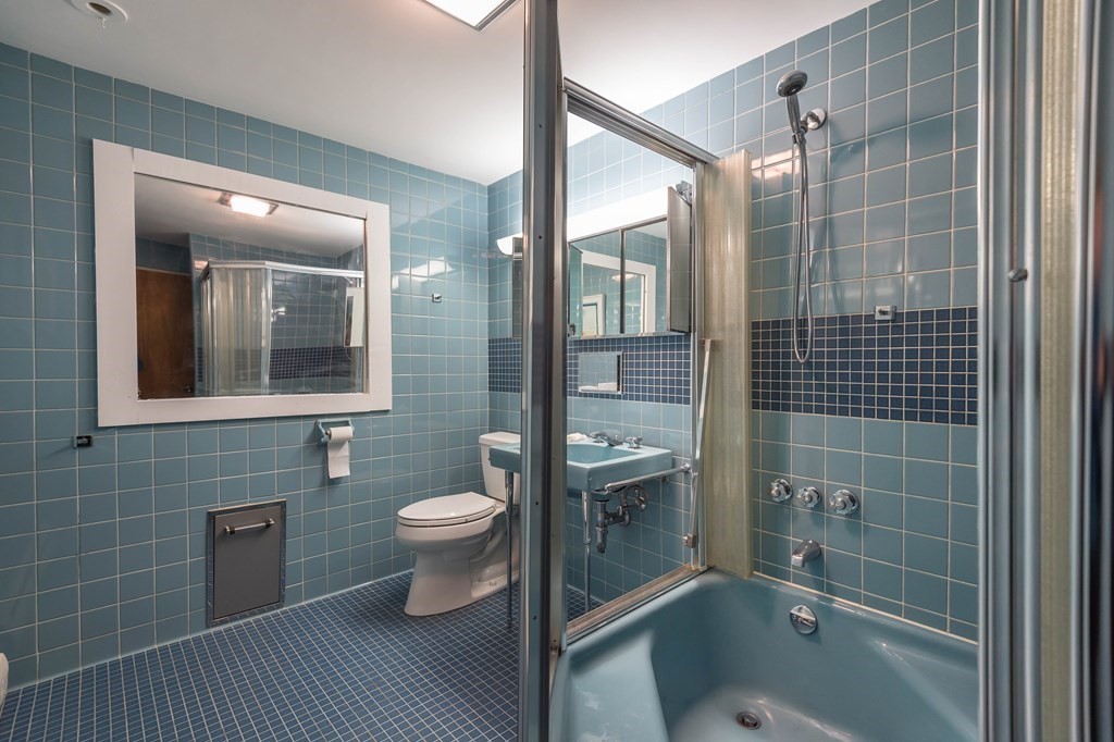 118 Cook Avenue Chelsea, MA 02150 - Photo 12 of 24