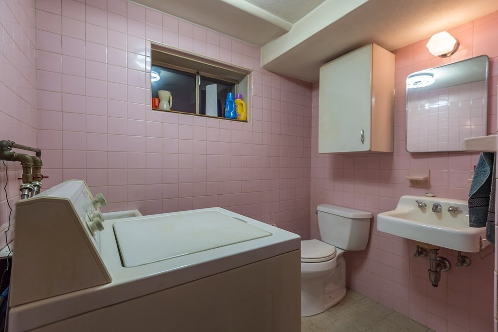 118 Cook Avenue Chelsea, MA 02150 - Photo 20 of 24