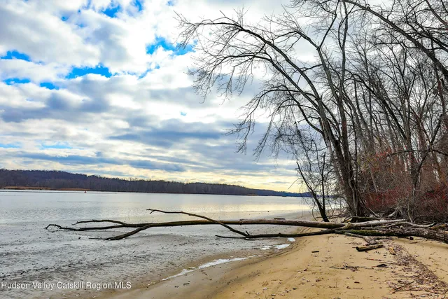 $5,999,000 | 219-237 Swezey Road, Coxsackie, NY 12051