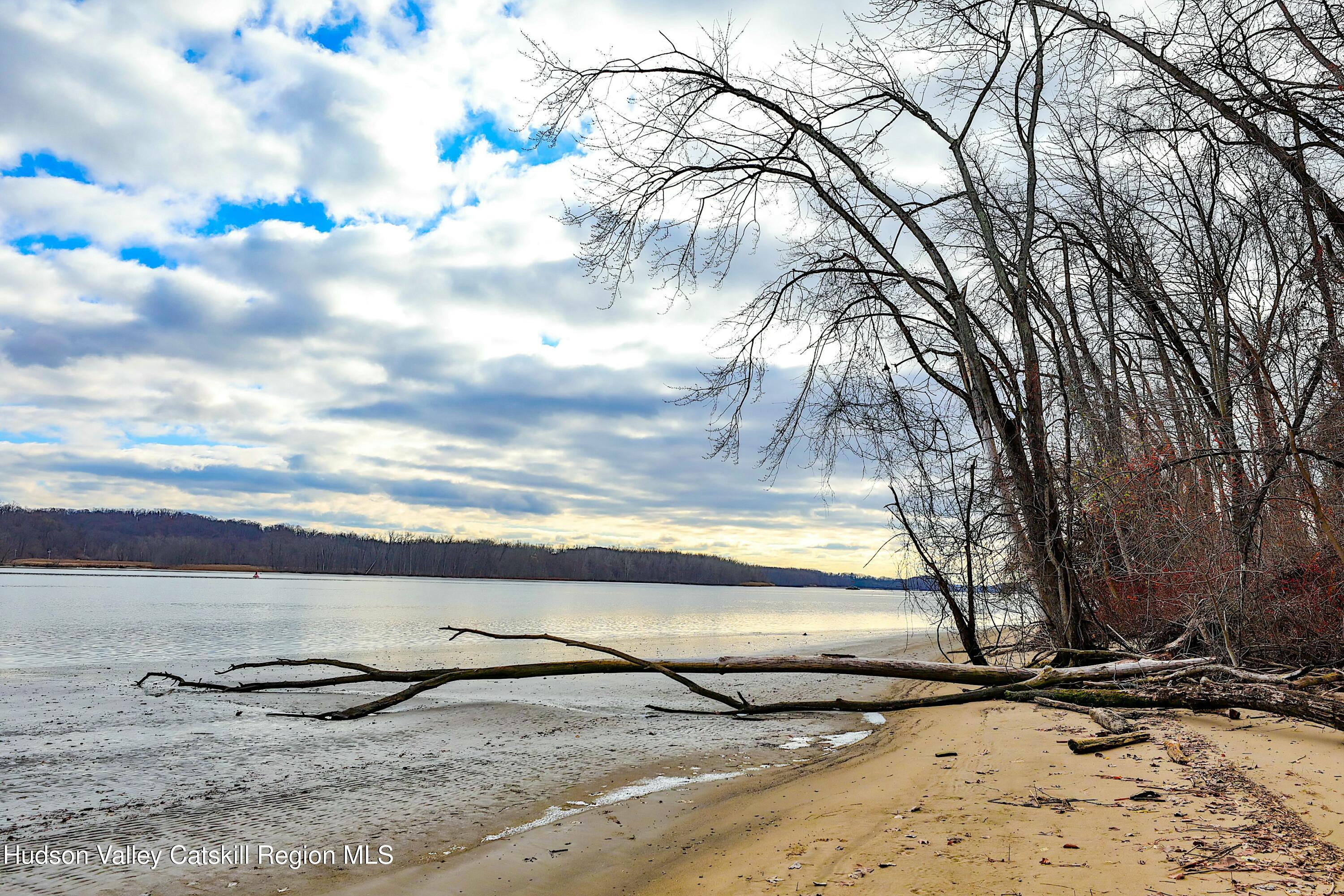 219-237 Swezey Road Coxsackie, NY 12051 - Photo 11 of 14 Main private beach