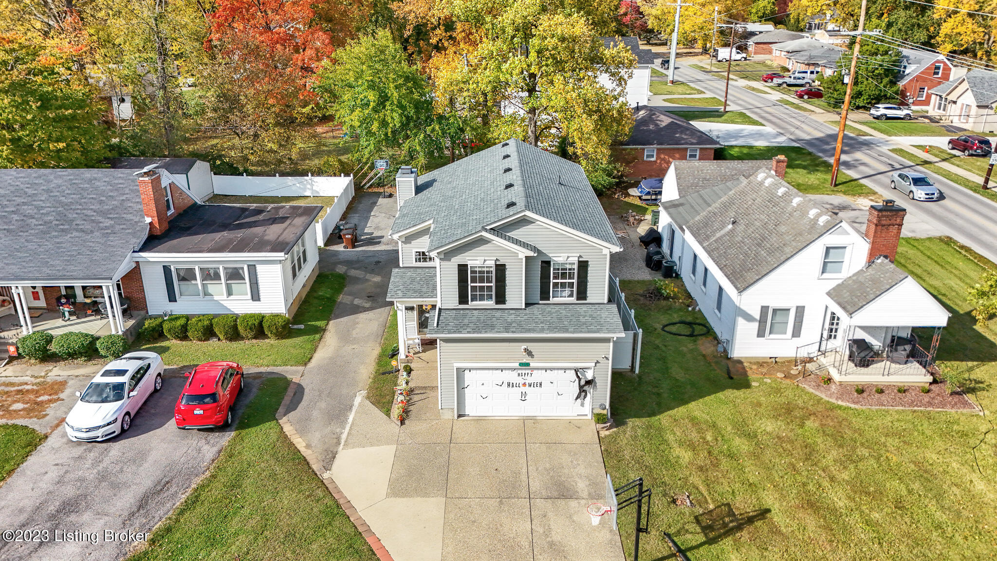 315 Wood Road Lyndon, KY 40222 - Photo 43 of 56 DJI_20231026153701_0065_D