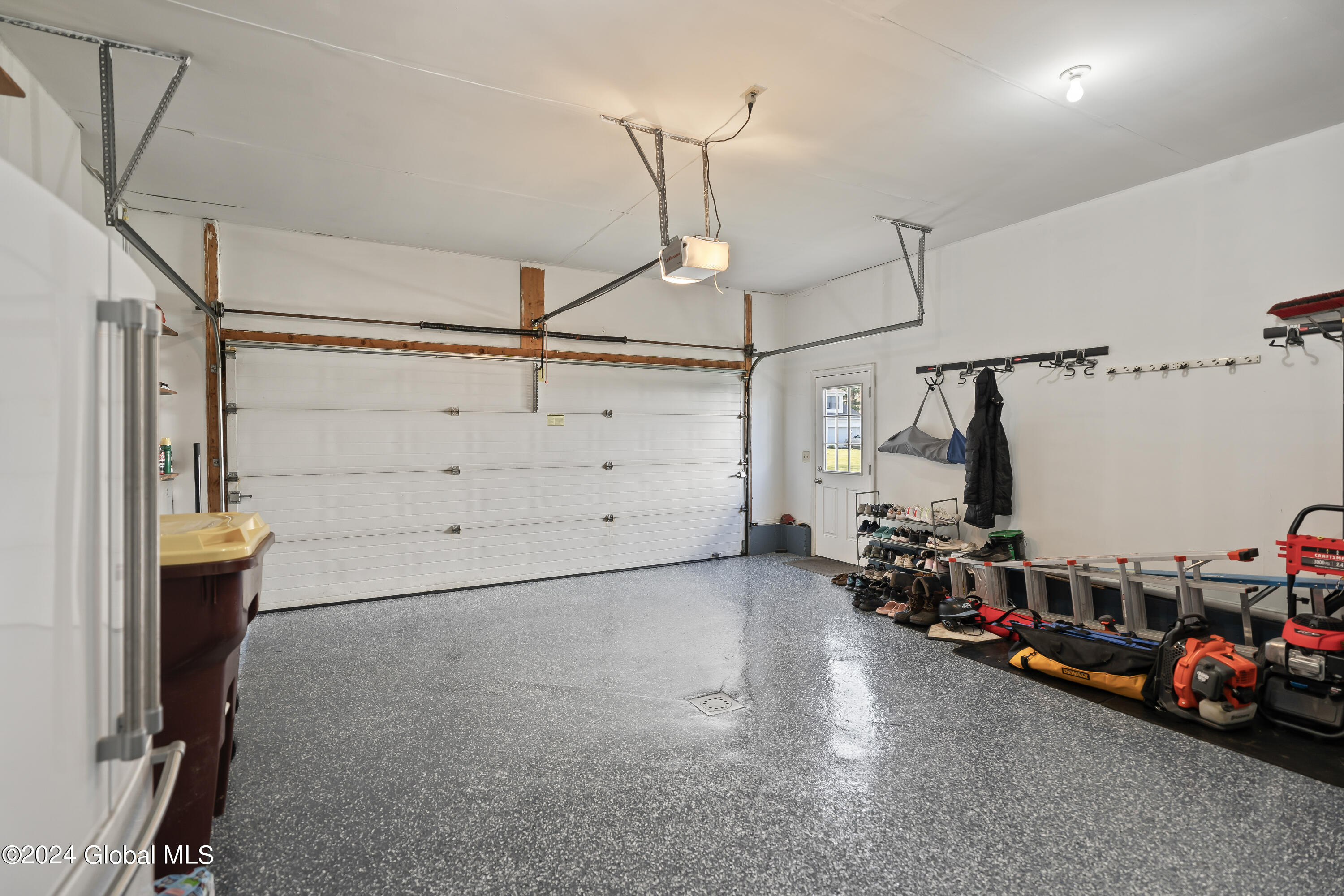 10 Squire Road Colonie, NY 12304 - Photo 26 of 57 DSC08176