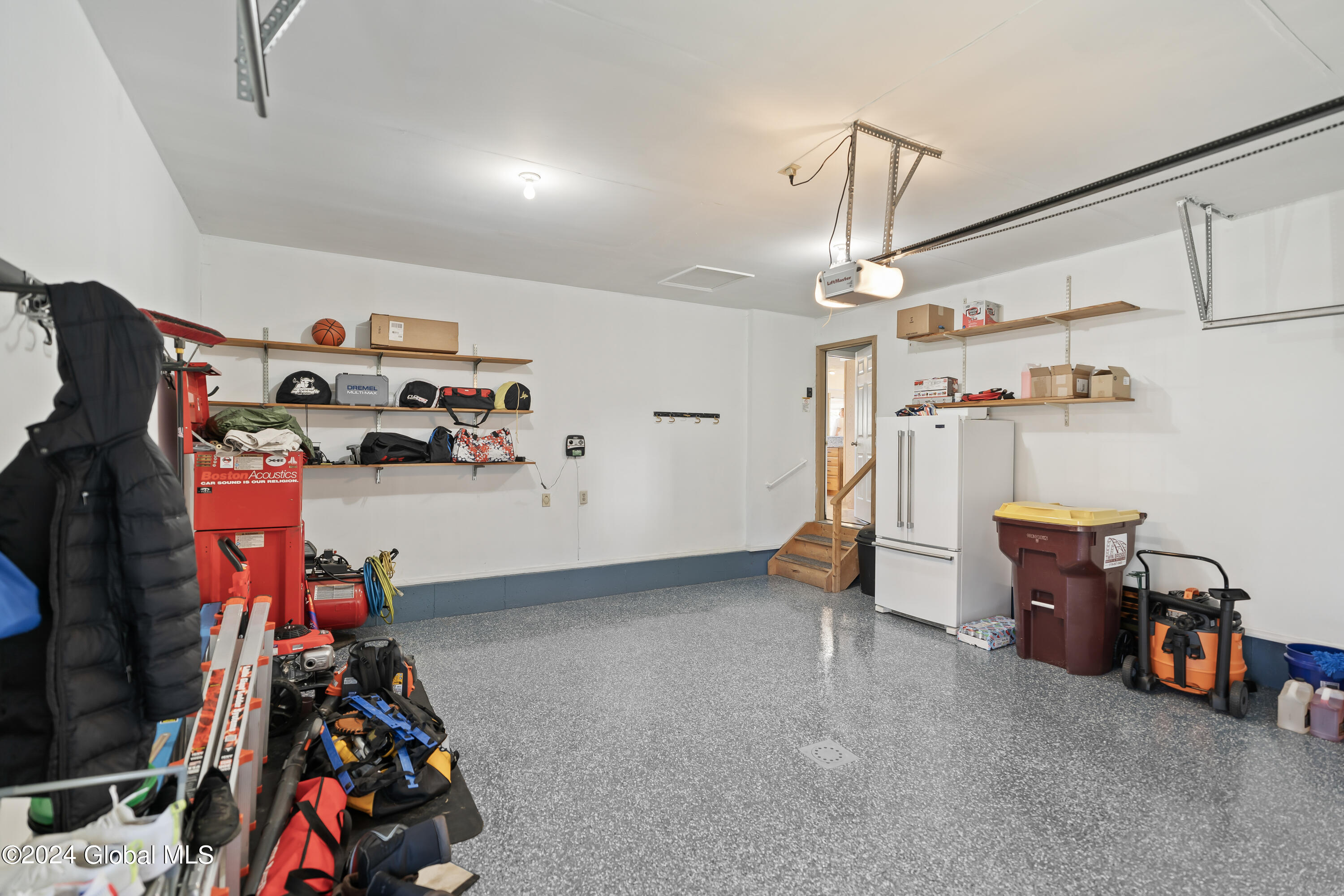 10 Squire Road Colonie, NY 12304 - Photo 27 of 57 DSC08179