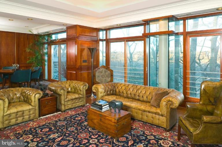 407 Chain Bridge Road McLean, VA 22101 - Photo 16 of 26 Library