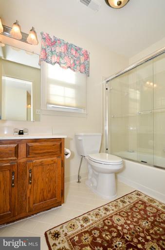 13402 Springhaven Drive Fairfax, VA 22033 - Photo 20 of 23 Bath (Master)