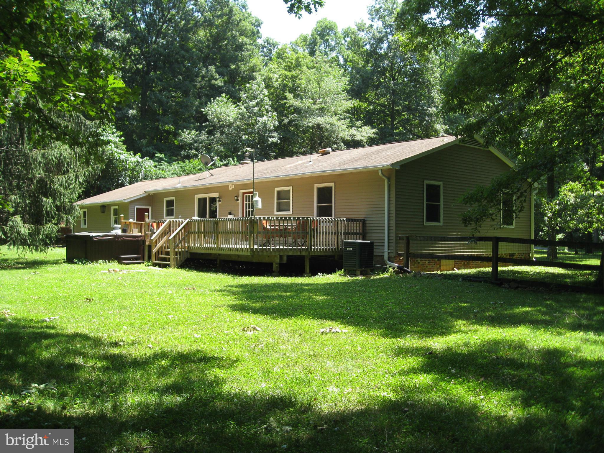 9570 Green Road Midland, VA 22728 - Photo 17 of 25 Exterior (Rear)