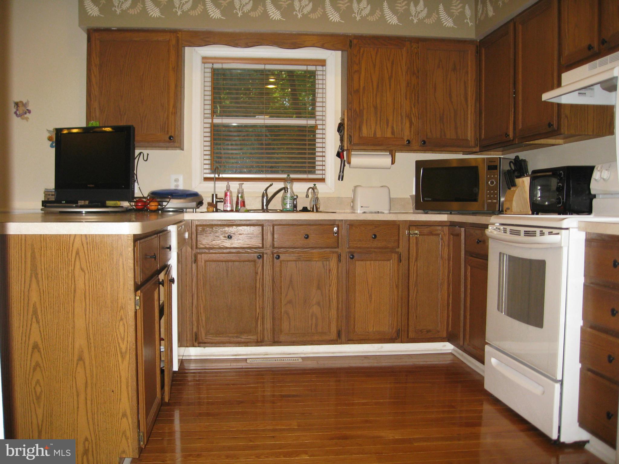 9570 Green Road Midland, VA 22728 - Photo 8 of 25 Kitchen