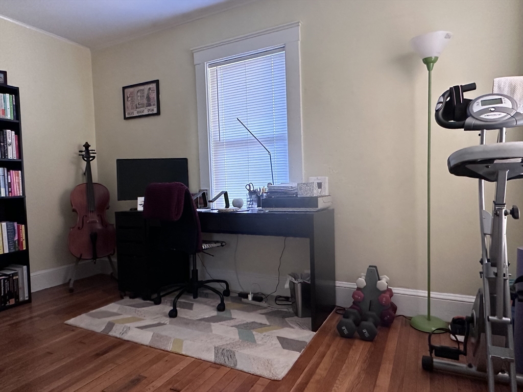 264 Robbins Street, Unit B Waltham, MA 02453 - Photo 6 of 12