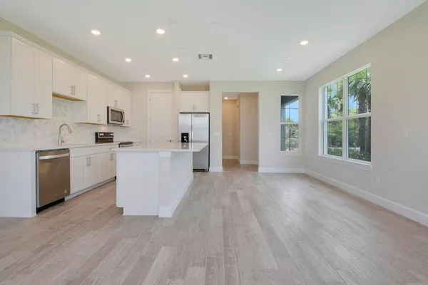 $3,100 | 1875 Southeast Ocean Cove Way, Stuart, FL 34996