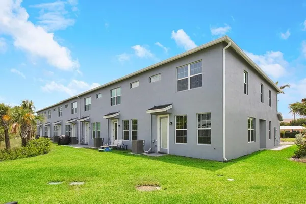 $3,100 | 1875 Southeast Ocean Cove Way, Stuart, FL 34996