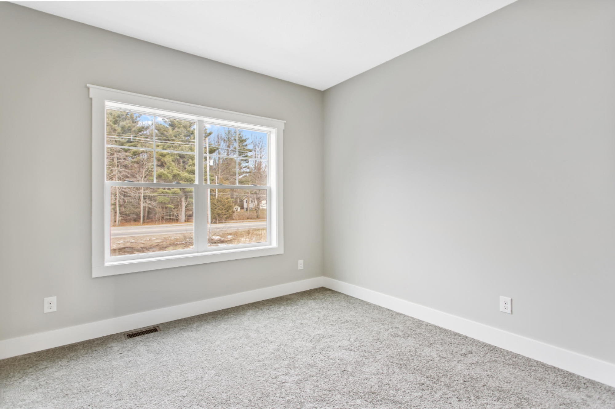 14714 Leonard Street Spring Lake, MI 49456 - Photo 27 of 35 Bed 2