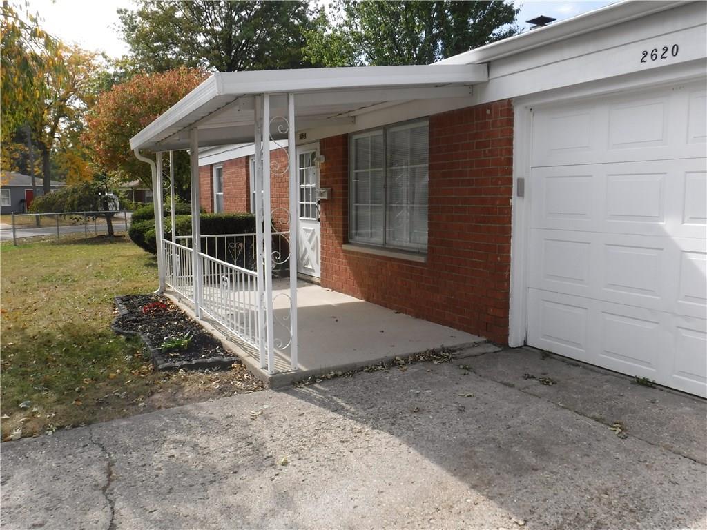2620 Ebbie Road Indianapolis, IN 46219 - Photo 2 of 30 Gallery Image 2