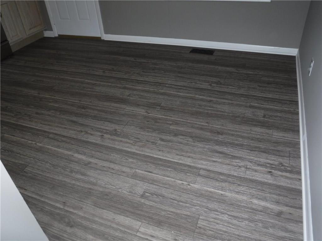 2620 Ebbie Road Indianapolis, IN 46219 - Photo 12 of 30 Gallery Image 12