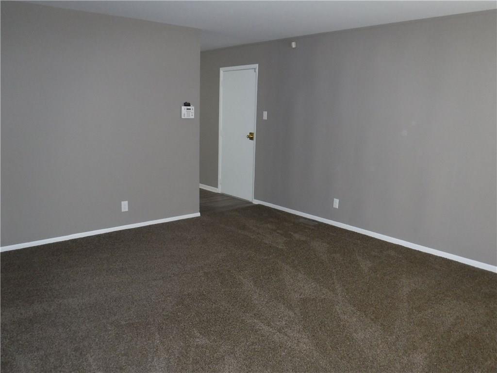 2620 Ebbie Road Indianapolis, IN 46219 - Photo 5 of 30 Gallery Image 5