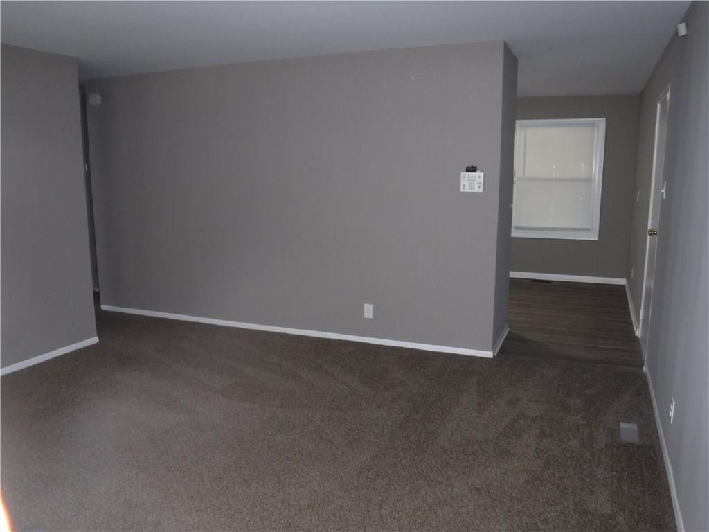 2620 Ebbie Road Indianapolis, IN 46219 - Photo 7 of 30 Gallery Image 7