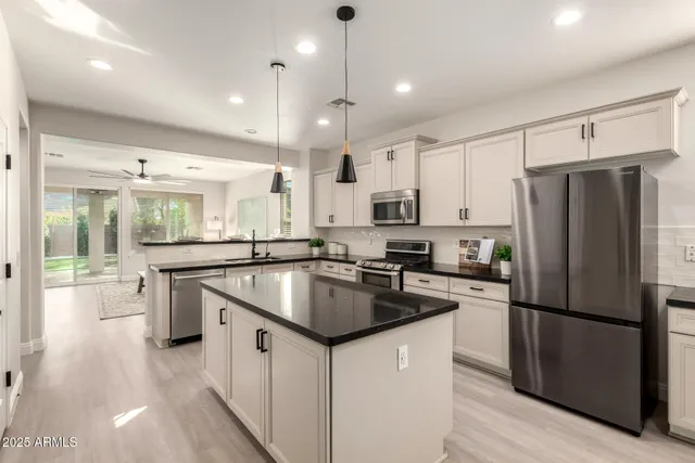 $830,000 | 3955 East Mesquite Street, Gilbert, AZ 85296