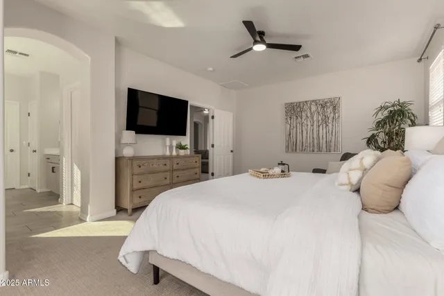 $830,000 | 3955 East Mesquite Street, Gilbert, AZ 85296