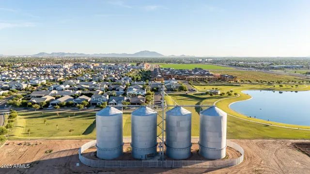 $830,000 | 3955 East Mesquite Street, Gilbert, AZ 85296