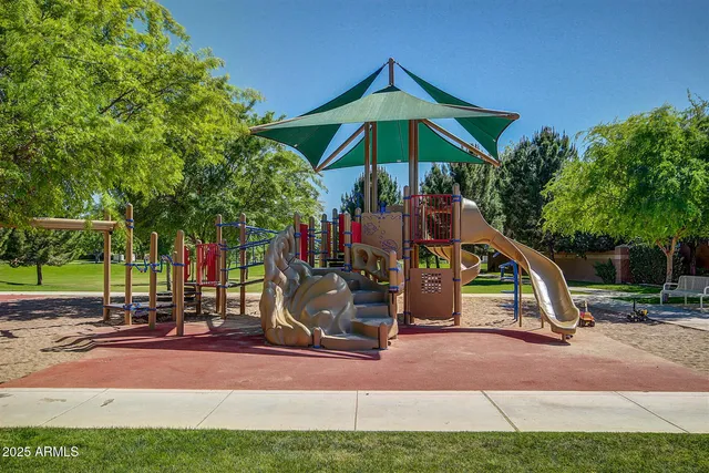 $830,000 | 3955 East Mesquite Street, Gilbert, AZ 85296