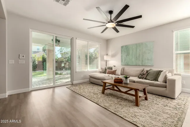 $830,000 | 3955 East Mesquite Street, Gilbert, AZ 85296