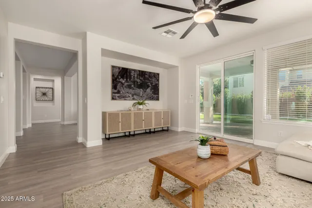 $830,000 | 3955 East Mesquite Street, Gilbert, AZ 85296