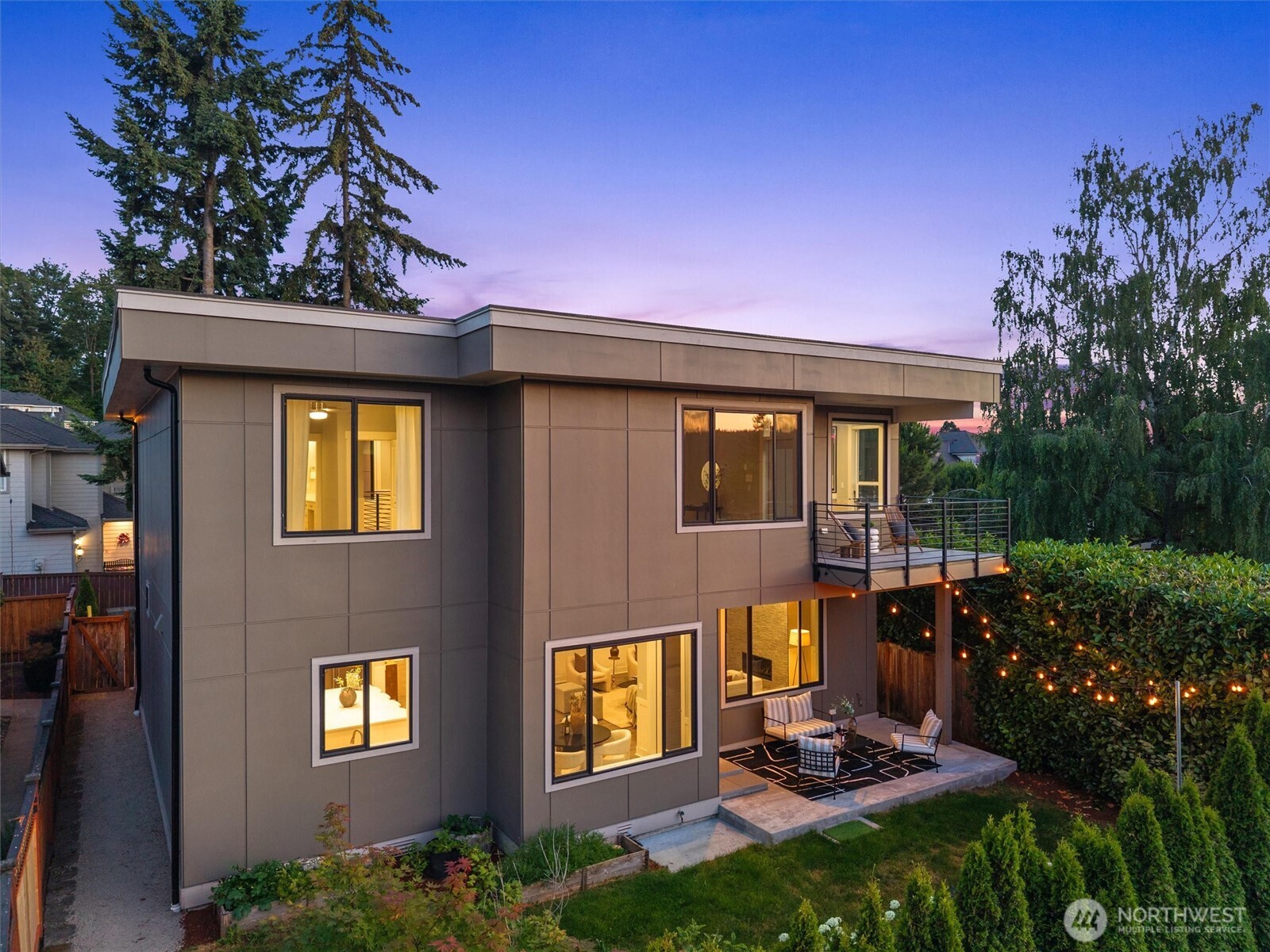 3919 Meadow Avenue North Renton, WA 98056 - Photo 37 of 40