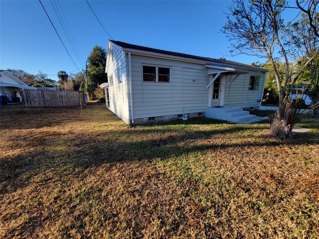 144 Mt Pleasant Road Nokomis, FL 34275 - Photo 3 of 25