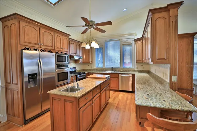 $7,800,000 | 15551 Northwest Highway 225, Reddick, FL 32686