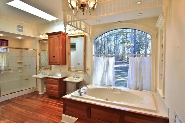 $7,800,000 | 15551 Northwest Highway 225, Reddick, FL 32686