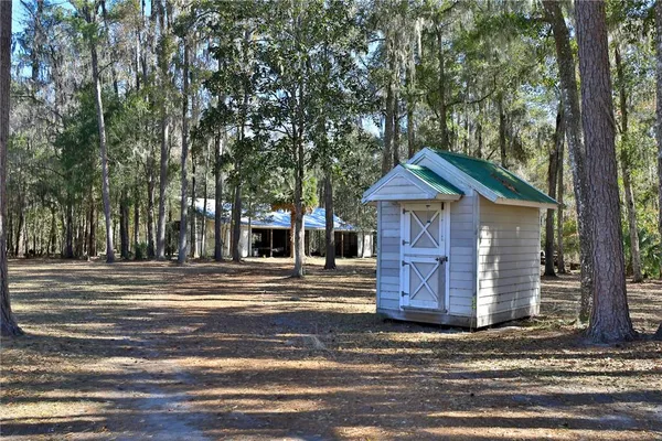 $7,800,000 | 15551 Northwest Highway 225, Reddick, FL 32686
