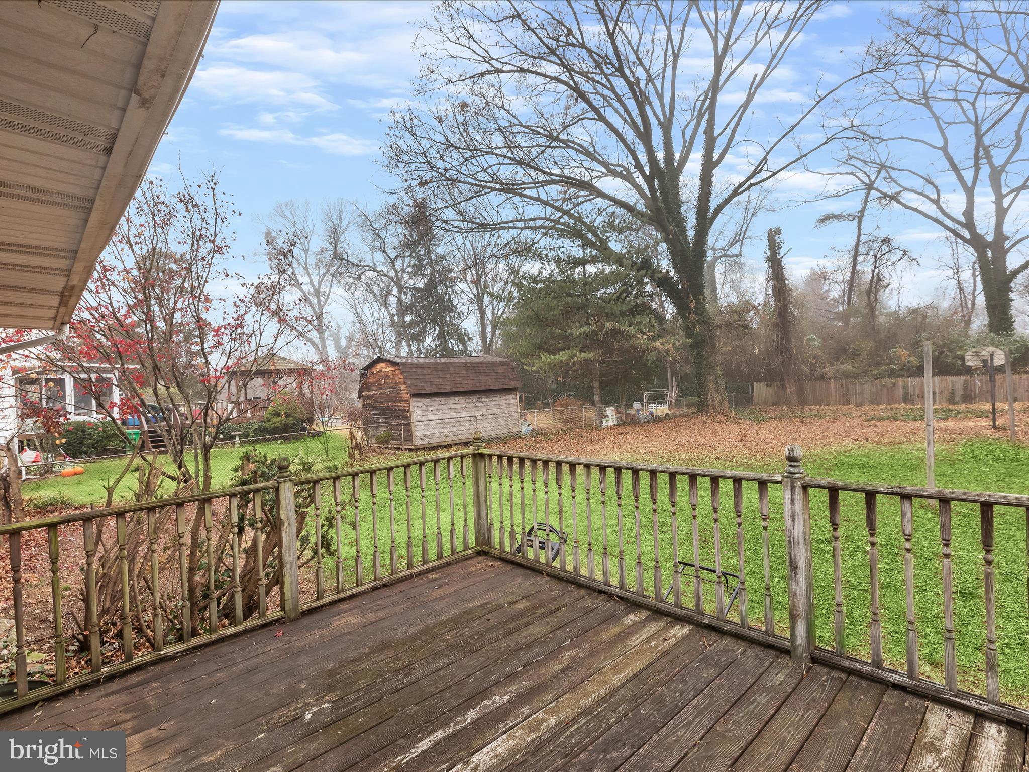 11724 Emack Road Beltsville, MD 20705 - Photo 33 of 41 Deck view