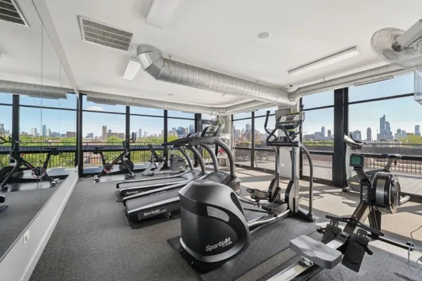 $369,000 | 1070 West 15th Street, Unit 148, Chicago, IL 60608