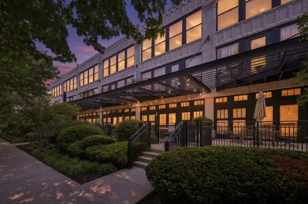 $369,000 | 1070 West 15th Street, Unit 148, Chicago, IL 60608