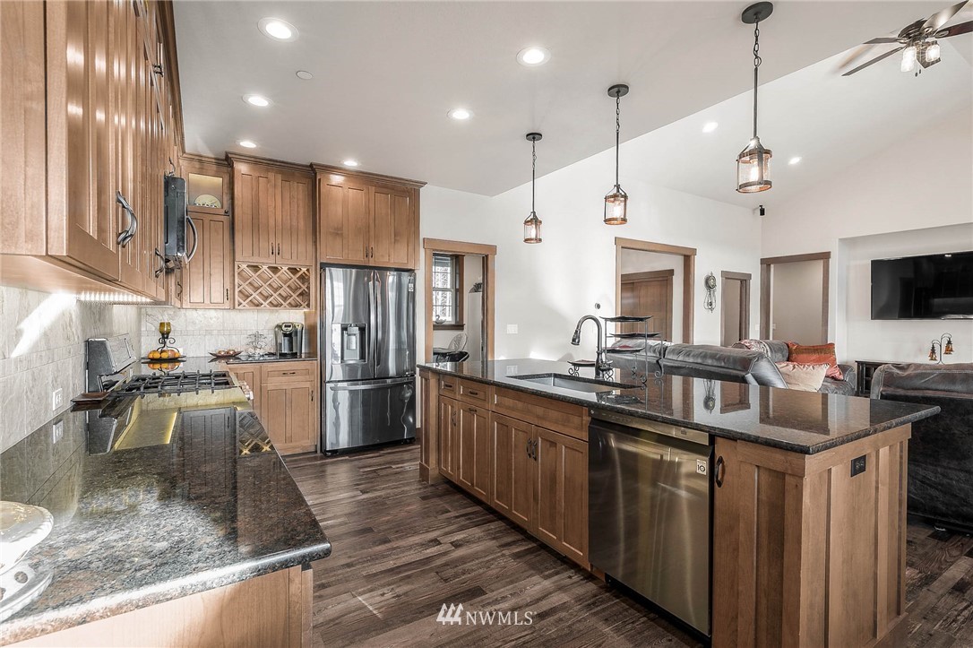 6406 Harts Lake Road South Roy, WA 98580 - Photo 12 of 40 Gallery Image 12