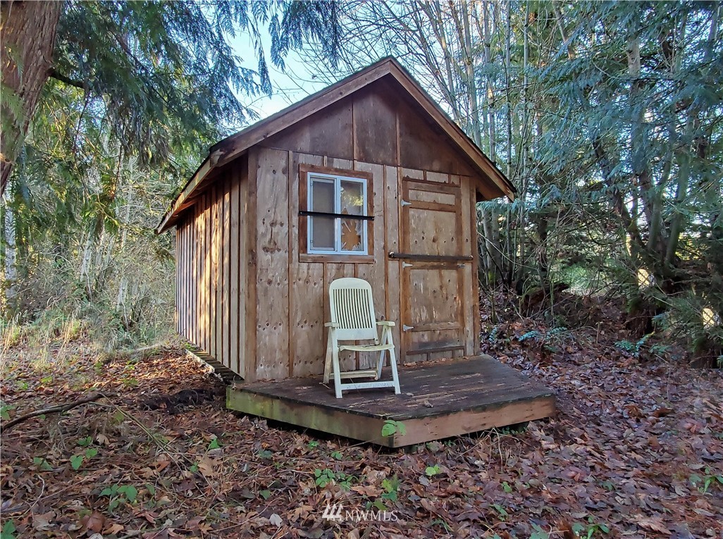 6406 Harts Lake Road South Roy, WA 98580 - Photo 32 of 40 Gallery Image 32