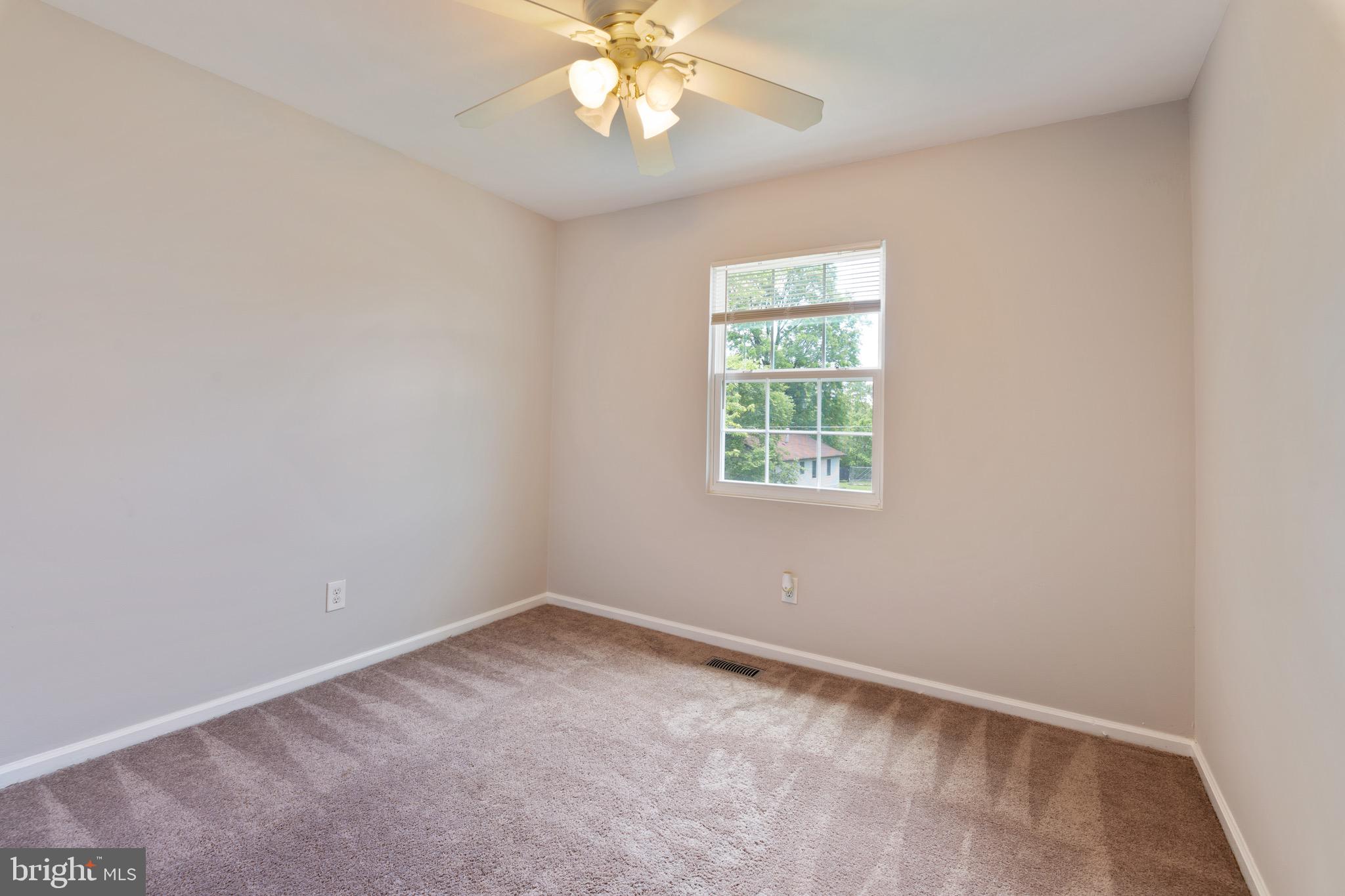 1220 Landover Road Baltimore, MD 21237 - Photo 19 of 38
